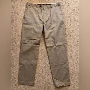 Brooks Brothers Size 34x30 Khaki Cotton Advantage Chino Milano